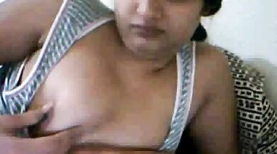 जयपुर वाली आंटी की नंगी सेल्फी