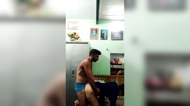 प्रेमी से ठुकी चीटर देसी बीवी