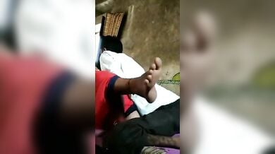 लंगड़े भाई ने बहन की प्यासी चूत चोदी