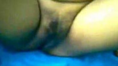 खेत में पापा के दोस्त की बेटी को चोदा