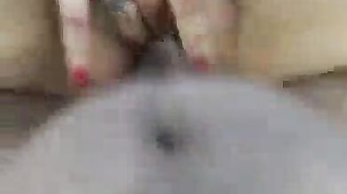 लड़की की चूत पर थूंक के चोदा