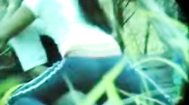 हैदराबाद के गार्डन में चुदते देसी कपल