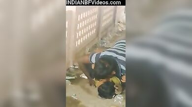 मुस्लिम भाभी चुदी खुले में सब्जी मंडी के पास