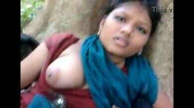 ब्यूटीफुल बूब्स बंगाली लड़की का स्तनपान