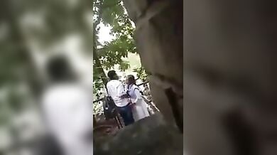 देसी स्कुलगर्ल पार्क सेक्स वीडियो