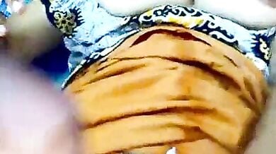 ब्यूटीफुल मल्लू लड़की के चुचे खोलकर चुदाई