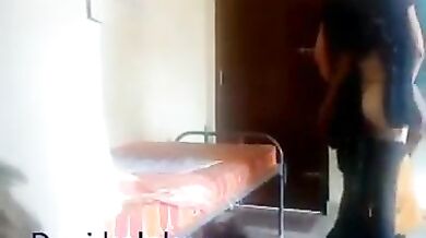 चोदना न जाने, बिस्तर टेढ़ा!