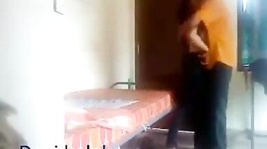 चोदना न जाने, बिस्तर टेढ़ा!