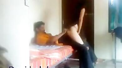 चोदना न जाने, बिस्तर टेढ़ा!