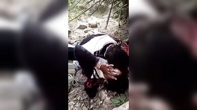 पति ने अपनी लुगाई की चुदाई फिल्माई