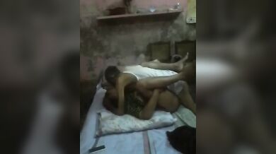 पाकिस्तानी ससुर बहु की घर में चुदाई