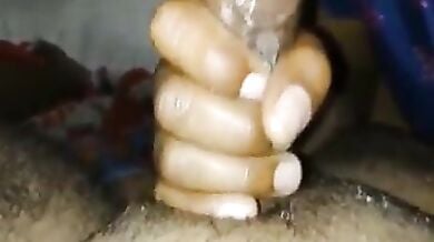 सेक्सी मराठी कामवाली ने 8 इंच का लंड चूसा