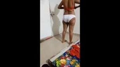 इंडियन कपल्स की बीवियों की अदला बदली