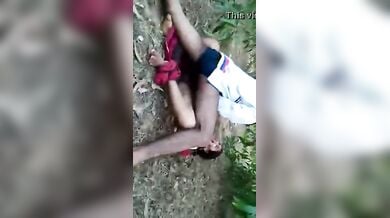 रंडी की चुदाई दोस्त ने फिल्माई