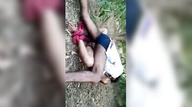 रंडी की चुदाई दोस्त ने फिल्माई