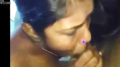 मस्त इंडियन भाभी ने बॉयफ्रेंड का पिंक सुपाडे वाला लंड चूसा