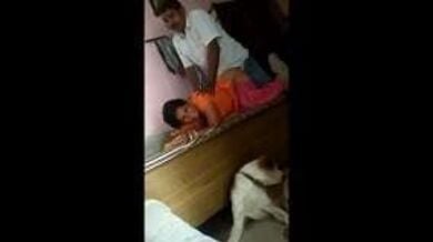 बेटे के सामने देसी माँ की चुदाई