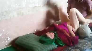 दुकान में चुद गई मुस्लिम भाभी