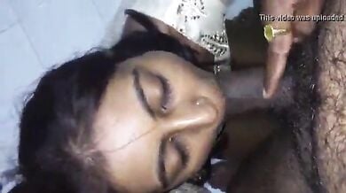 भूखी वाइफ अपने पति के लंड का सारा पानी पी गयी