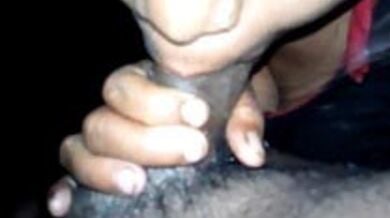 कामवाली ने अपने बॉस का लंड चूसा