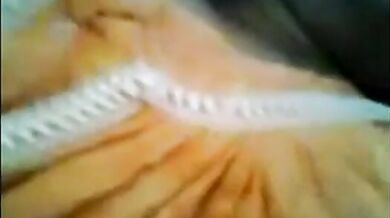 इनोसेंट इंडियन वाईफ के मस्त चुचे