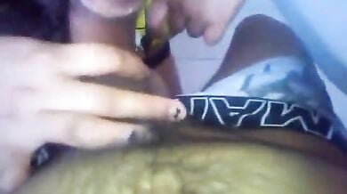 मेक्सिकन मकानमालिक की बेटी को देसी लंड चटाया