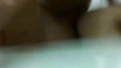 क्यूट क्लासमेट की चिकनी चूत बॉयफ्रेंड ने चोदी