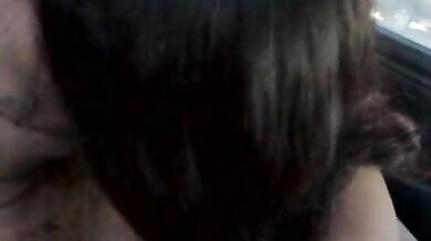 पाकिस्तानी न्यूड कपल कार में हुए मस्त