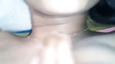 मस्त बिग बूब्स वाली बीवी को किचेन के फ्लोर पर ही चोदा