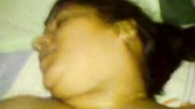 मोटे पेट वाली हॉर्नी हाउस मैड की चुदाई की घर पर