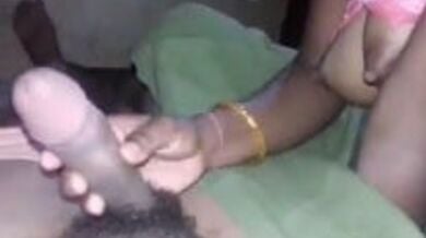 देहाती भाभी का अपने गांव के लड़के के साथ सीक्रेट रिश्ता