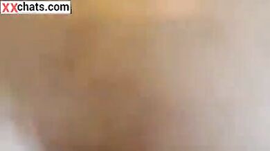 चूत चुदाई के दौरान चिल्लाती हुई औरत