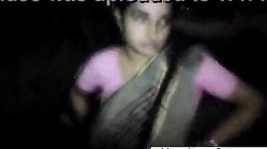 साडी उठा के देसी बुर दिखाया भाभी ने