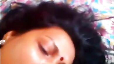 साउथ इंडियन मल्लू आंटी का ब्लोव्जोब