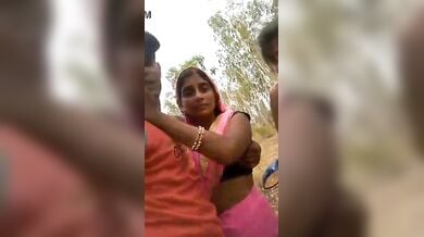 बुर मरवावे खातिर परेशान भौजी