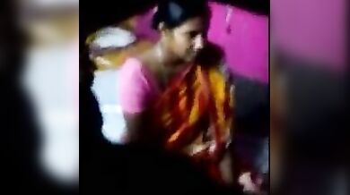देहाती भाभी का पडोसी लड़के से अफेअर