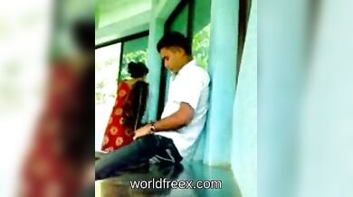 देसी कॉलेज लवर्स का सेक्स एम् एम् एस