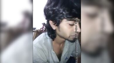 क्यूट गर्लफ्रेंड को नंगी करके बॉयफ्रेंड ने लंड चुसवाया