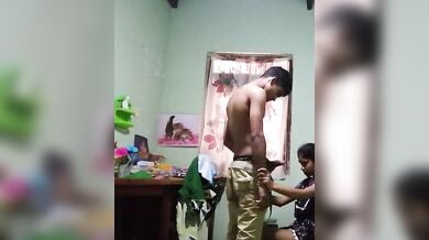 बॉयफ्रेंड ने गर्लफ्रेंड को उठा उठा के चोदा