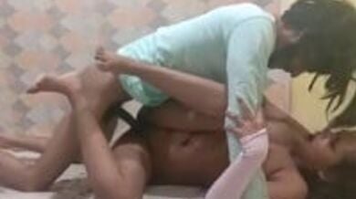 ब्लोजॉब के साथ स्टेप सिस्टर को रफ़ फ़क किया ब्रदर ने