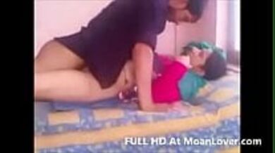 लड़के ने आंटी की सलवार का नाडा खोल कर चोदा