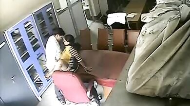 कोलेज लाइब्रेरियन को प्रोफेसर ने चोदा