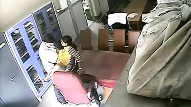 कोलेज लाइब्रेरियन को प्रोफेसर ने चोदा