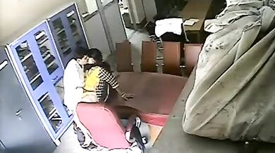 कोलेज लाइब्रेरियन को प्रोफेसर ने चोदा