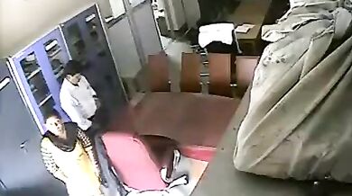 कोलेज लाइब्रेरियन को प्रोफेसर ने चोदा