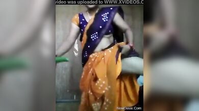 Rajasthani aunty ne kakdi se chut chodi