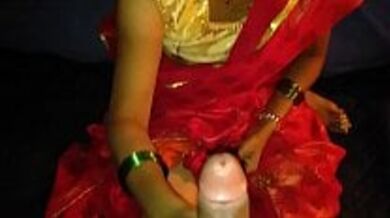 शादी के जोड़े में लिया पराया लंड