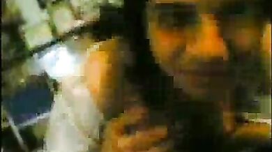 मुँह खुलवा कर देसी कजिन को लौड़ा चुसवाया