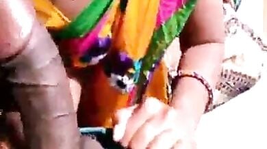 मारवाड़ी भाभी ने कडक लोडा चूसा