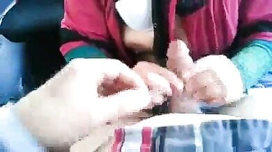 Driver ko chut di pakistani aunty ne